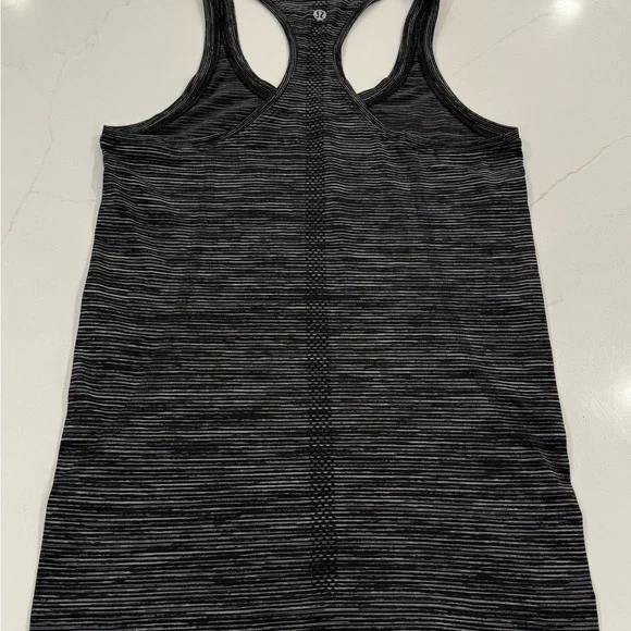 Lululemon Peloton Swiftly Speed Racerback Tank Heathered Black - Picture 9 of 10